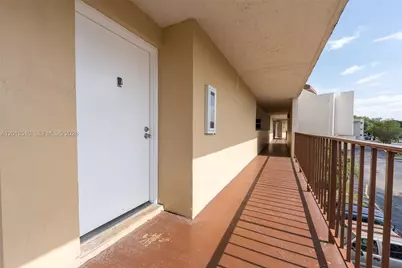 8870 Fontainebleau Blvd #312, Miami, FL 33172 - Photo 27