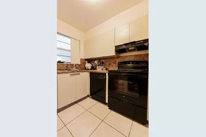 8870 Fontainebleau Blvd #312, Miami, FL 33172 - Photo 19