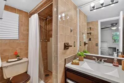 Guest House San Miguel #REAR, Coral Gables, FL 33134 - Photo 15