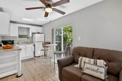 Guest House San Miguel #REAR, Coral Gables, FL 33134 - Photo 5