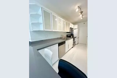 100 Lincoln Rd #526, Miami Beach, FL 33139 - Photo 3