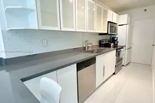 100 Lincoln Rd, Miami Beach, FL 33139 - Photo 3