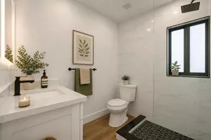 220 NW 144th St, Miami, FL 33168 - Photo 11