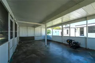 220 NW 144th St, Miami, FL 33168 - Photo 23