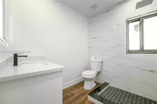 220 NW 144th St, Miami, FL 33168 - Photo 13
