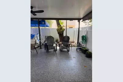1656 W 57th Ter, Hialeah, FL 33012 - Photo 29