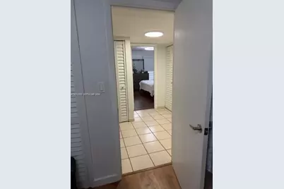 1656 W 57th Ter, Hialeah, FL 33012 - Photo 17