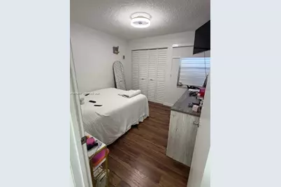 1656 W 57th Ter, Hialeah, FL 33012 - Photo 49