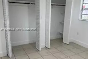 1074 NW 27th St, Miami, FL 33127 - Photo 5
