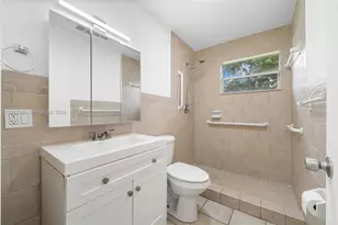 1074 NW 27th St, Miami, FL 33127 - Photo 13