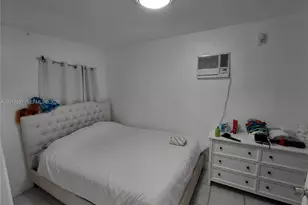 2140 NW 1st Terrace, Miami, FL 33125 - Photo 7