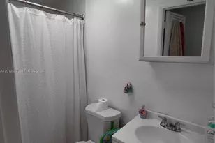 2140 NW 1st Terrace, Miami, FL 33125 - Photo 5