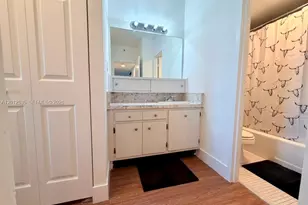 100 Lincoln Rd, Miami Beach, FL 33139 - Photo 15