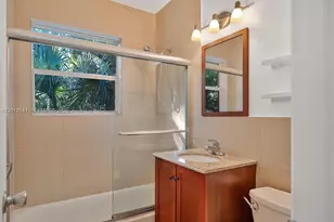 645 NE 77th St, Miami, FL 33138 - Photo 17