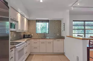 645 NE 77th St, Miami, FL 33138 - Photo 13