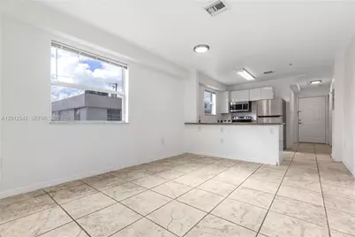 520 SW 5th St #304, Miami, FL 33130 - Photo 15