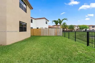 2401 NE 2nd Dr, Homestead, FL 33033 - Photo 13