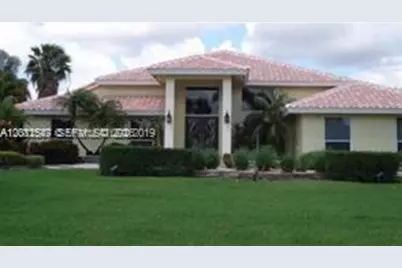 21070 N Sweetwater Ln N, Boca Raton, FL 33428 - Photo 1