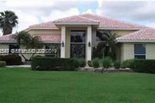 21070 N Sweetwater Ln N, Boca Raton, FL 33428 - Photo 1