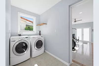 1251 Lincoln St, Hollywood, FL 33019 - Photo 17