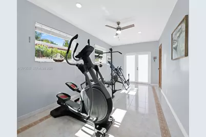 1251 Lincoln St, Hollywood, FL 33019 - Photo 15
