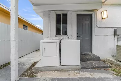 4530 SW 25th St, West Park, FL 33023 - Photo 31