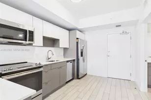 321 NE 26th St, Miami, FL 33137 - Photo 13