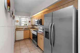 2281 SE 27th Dr, Homestead, FL 33035 - Photo 5