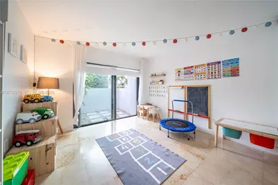330 SW 133rd Pl #330, Miami, FL 33184 - Photo 19