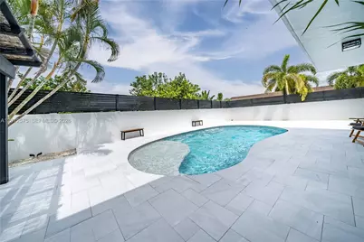 330 SW 133rd Pl #330, Miami, FL 33184 - Photo 27