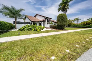 330 SW 133rd Pl, Miami, FL 33184 - Photo 49