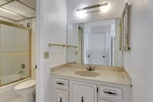 3015 N Ocean Blvd, Fort Lauderdale, FL 33308 - Photo 21