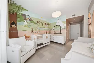 68 SE 6th St, Miami, FL 33131 - Photo 15