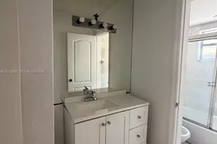 16118 NE 21st Ave, North Miami Beach, FL 33162 - Photo 13