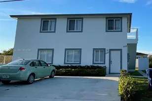 2121 NW 72nd St, Miami, FL 33147 - Photo 1