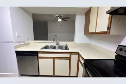 1243 SW 46th Ave #1111, Pompano Beach, FL 33069 - Photo 3