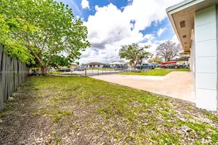 705 NW 13th Terrace, Florida City, FL 33034 - Photo 33
