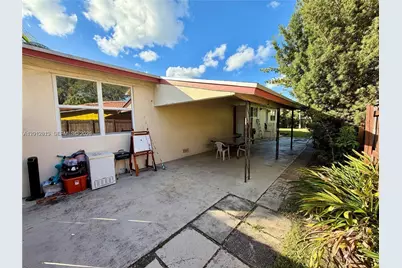 45 SE 14th St #1, Dania Beach, FL 33004 - Photo 21
