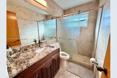 45 SE 14th St #1, Dania Beach, FL 33004 - Photo 15