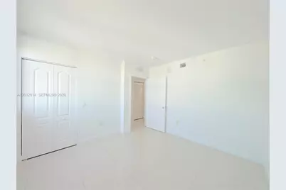 60 NW 37th Ave #1208, Miami, FL 33125 - Photo 9