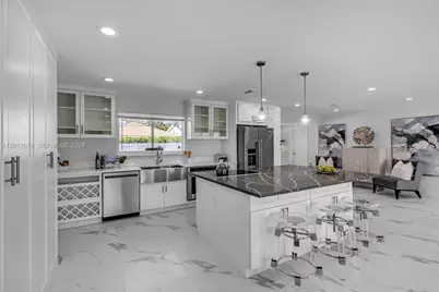 465 NW 11th St, Boca Raton, FL 33432 - Photo 13