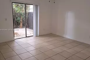 28055 SW 143rd Ct, Homestead, FL 33033 - Photo 5