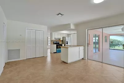 12212 NW 31st Dr, Coral Springs, FL 33065 - Photo 25