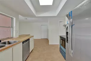 12212 NW 31st Dr, Coral Springs, FL 33065 - Photo 19