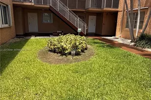9972 SW 88th St, Miami, FL 33176 - Photo 15