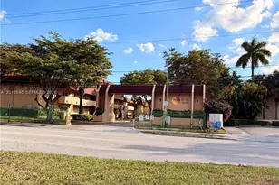 9972 SW 88th St, Miami, FL 33176 - Photo 1