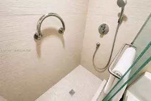 2030 S Ocean Dr, Hallandale Beach, FL 33009 - Photo 33