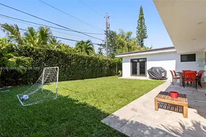 1549 Zuleta Ave, Coral Gables, FL 33146 - Photo 21