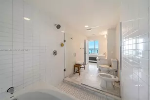 888 Biscayne Blvd, Miami, FL 33132 - Photo 19