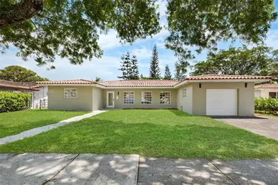 6750 White Oak Dr, Miami Lakes, FL 33014 - Photo 1